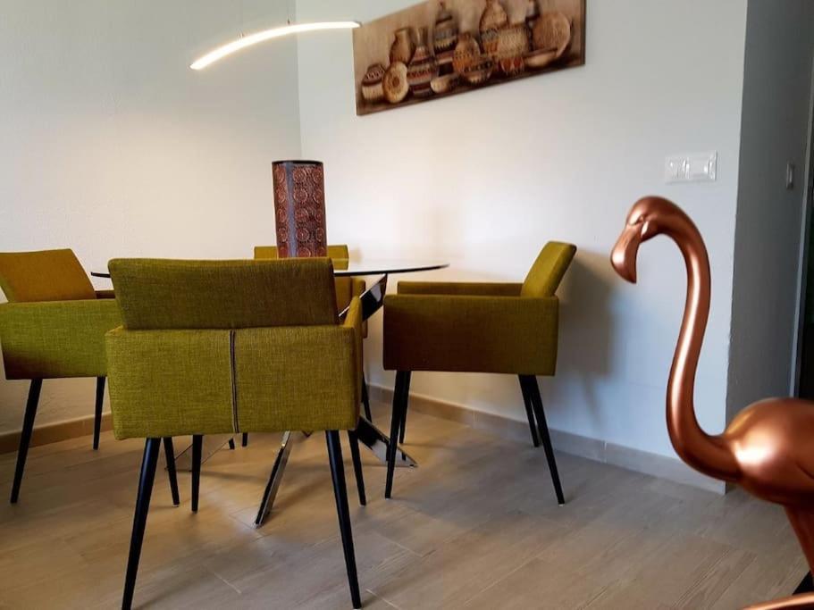 Beautiful Apartment In La Carihuela, Торремолинос Экстерьер фото
